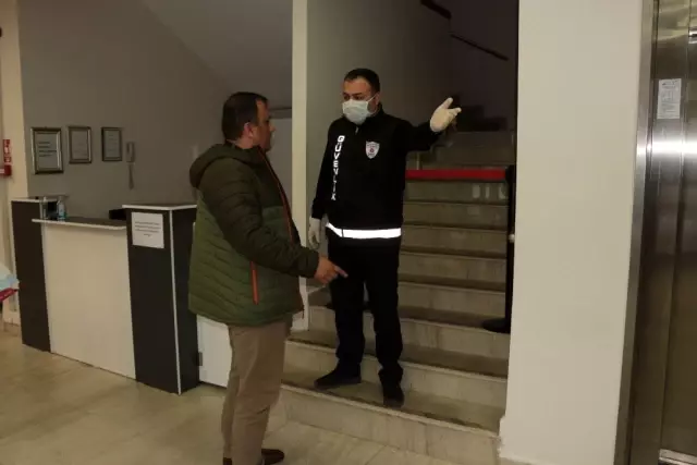 Belediye binasına koronavirüs tedbiri Belediye binasına koronavirüs tedbiri