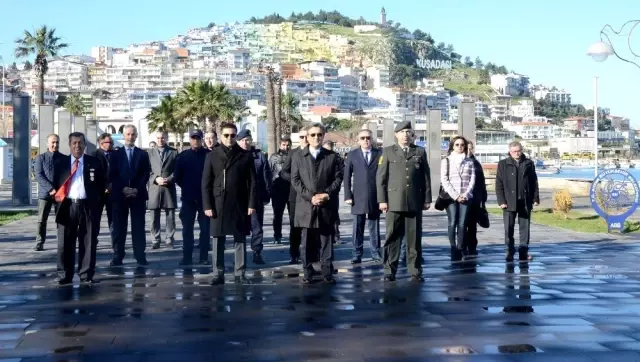 Çanakkale Zaferi Kuşadası'nda da kutlandı Çanakkale Zaferi Kuşadası'nda da kutlandı