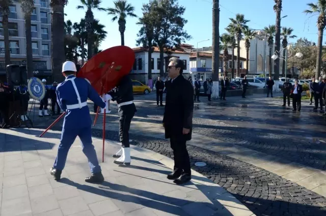 Çanakkale Zaferi Kuşadası'nda da kutlandı Çanakkale Zaferi Kuşadası'nda da kutlandı