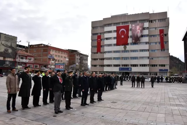 Çanakkale Zaferi'nin 105. yılında sakin tören