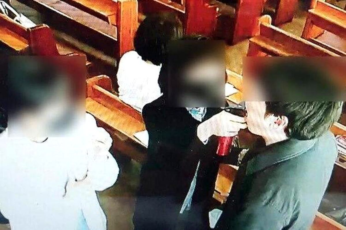 Dezenfekte etmeden kullanılan sprey başlığı yüzünden 50 kişiye koronavirüs bulaştı