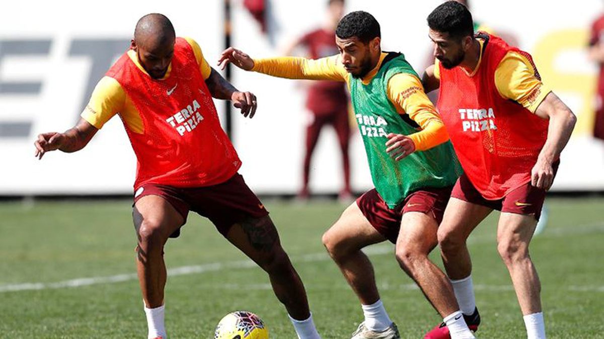 Galatasaray, koronavirüs önlemleri nedeniyle bugünkü antrenmanını iptal etti