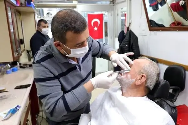 Uzun sakallar koronavirüste enfeksiyonun yayılmasına neden olabilir Uzun sakallar koronavirüste enfeksiyonun yayılmasına neden olabilir
