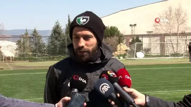 Olcay Şahan: 'Sivas'da 3 puan alıp rahatlamak istiyoruz' Olcay Şahan: 'Sivas'da 3 puan alıp rahatlamak istiyoruz'