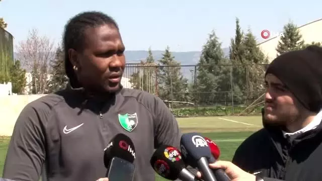 Rodallega'dan, liglerin devam etmesine ilişkin tepki Rodallega'dan, liglerin devam etmesine ilişkin tepki