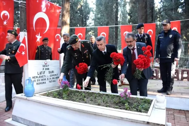 Şehitleri Anma Günü ve Çanakkale Deniz Zaferi'nin 105'inci yıl dönümü Şehitleri Anma Günü ve Çanakkale Deniz Zaferi'nin 105'inci yıl dönümü