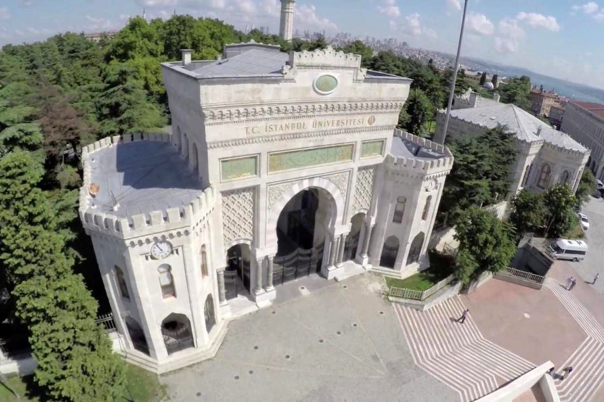 Son Dakika: 23 Mart'tan itibaren imkanı olan üniversiteler uzaktan eğitime başlayacak