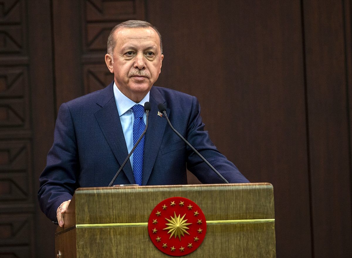 Son Dakika: Koronavirüs toplantısı sonrasında konuşan Cumhurbaşkanı, evlerde kalınması tavsiyesinde bulundu