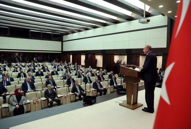 Son Dakika: Koronavirüs toplantısı sonrasında konuşan Cumhurbaşkanı, evlerde kalınması tavsiyesinde bulundu
