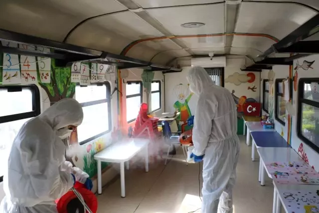 Yunusemre'de virüs seferberliği sürüyor Yunusemre'de virüs seferberliği sürüyor