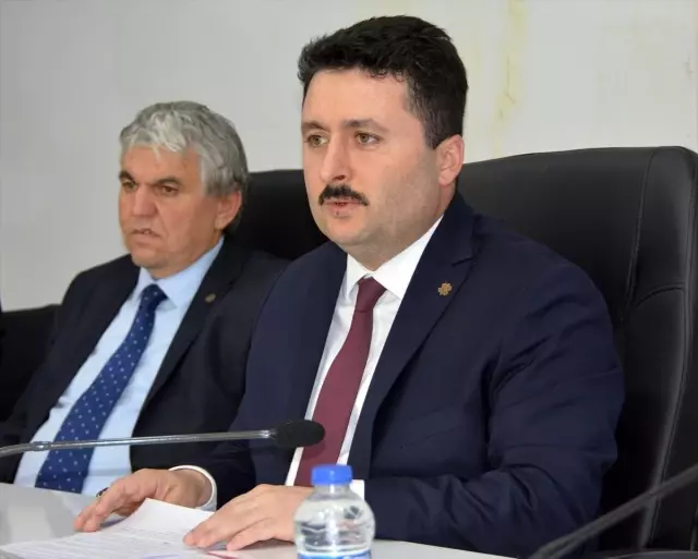 Altıeylül Belediyesi kapalı kalan işletmelerden kira almayacak
