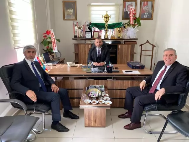 Başkanlar koronavirüs tedbirleri için bir araya geldi