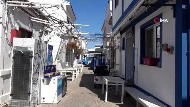 Bozcaadalı konaklama işletmecilerinden turistlere 'Evde kal' çağrısı Bozcaadalı konaklama işletmecilerinden turistlere 'Evde kal' çağrısı