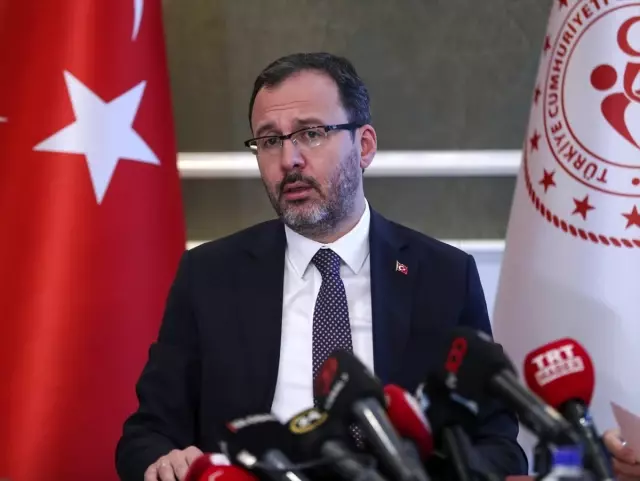 Futbol, basketbol, voleybol ve hentbolda liglerin ertelenmesi (1) Futbol, basketbol, voleybol ve hentbolda liglerin ertelenmesi (1)
