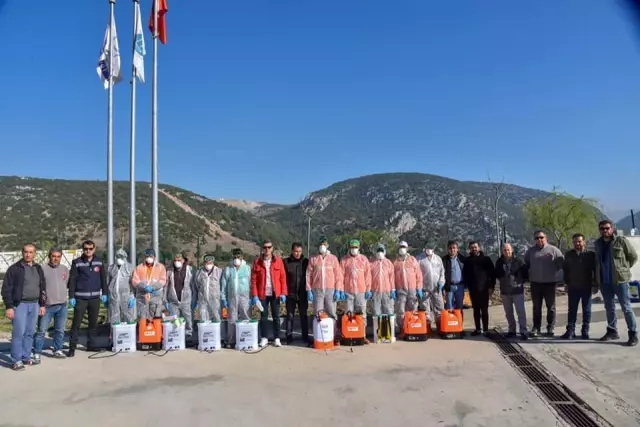 Metrekaresi 1,5 liraya dezenfeksiyon