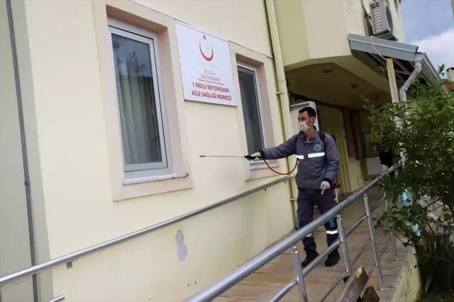 Seydikemer'de koronavirüs önlemleri sürüyor Seydikemer'de koronavirüs önlemleri sürüyor