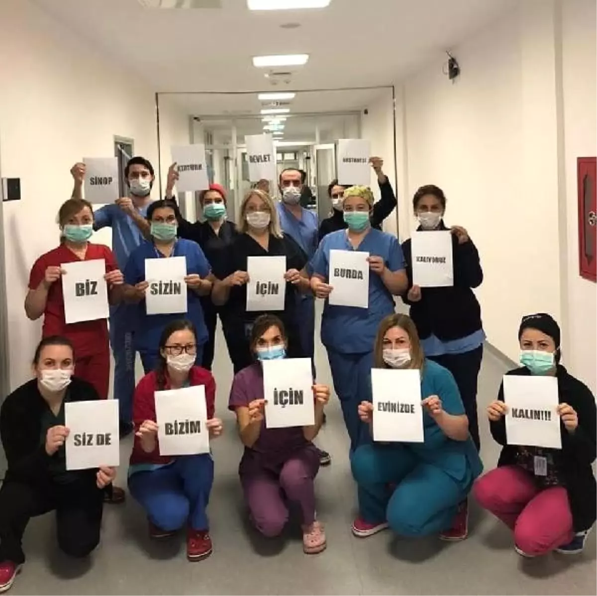 Sinop'ta sağlık çalışanlarından 'evde kalın' mesajı