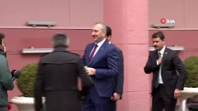 Adalet Bakanı Gül: 'Cezaevlerinde rastlanan pozitif bir vaka yoktur' Adalet Bakanı Gül: 'Cezaevlerinde rastlanan pozitif bir vaka yoktur'
