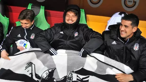 Adem Ljajic Sergen Yalçın'ın gözünden düştü Adem Ljajic Sergen Yalçın'ın gözünden düştü