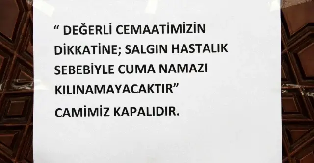 Ankara'da vatandaşlar uyarıları dikkate aldı, camiler boş kaldı Ankara'da vatandaşlar uyarıları dikkate aldı, camiler boş kaldı