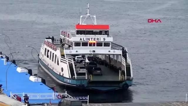 Çanakkale'de koronavirüs tedbirleri kapsamında feribot seferlerinin sayısı azaltıldı