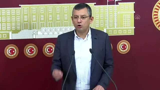 CHP Grup Başkanvekili Özel, gündemi değerlendirdi CHP Grup Başkanvekili Özel, gündemi değerlendirdi