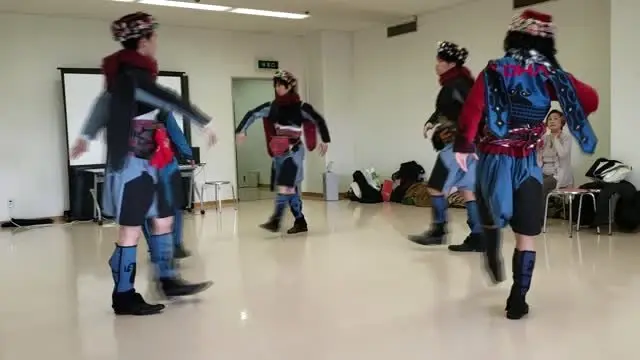 DENİZLİ Japon genç, Denizli’de öğrendiği zeybeği ülkesinde tanıtıyor