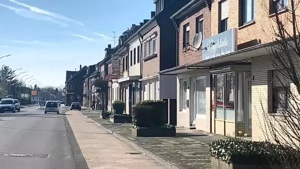 DHA, Almanya'daki karantina altına alınan şehre girdi DHA, Almanya'daki karantina altına alınan şehre girdi