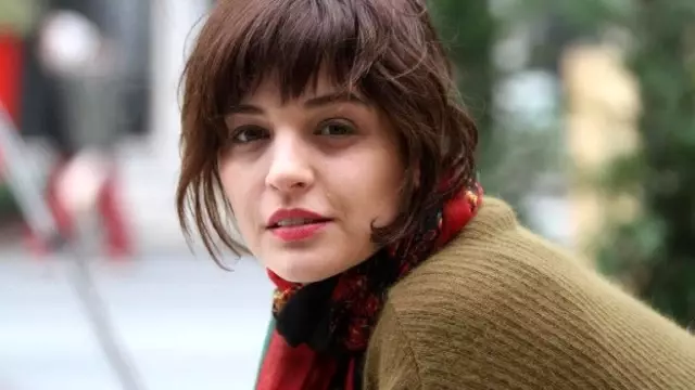 Gonca Vuslateri kimdir? Gonca Vuslateri kaç yaşında ve nereli? Gonca Vuslateri'nin oynadığı dizi ve filmler! Gonca Vuslateri'nin hayatı ve biyografisi Gonca Vuslateri kimdir? Gonca Vuslateri kaç yaşında ve nereli? Gonca Vuslateri'nin oynadığı dizi ve filmler! Gonca Vuslateri'nin hayatı ve biyografisi