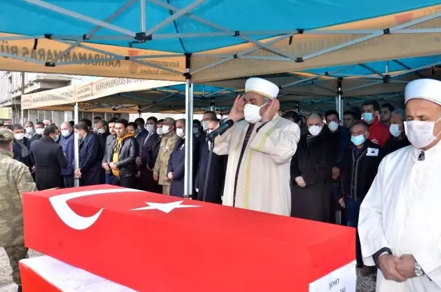 İdlib şehidi son yolculuğuna uğurlandı İdlib şehidi son yolculuğuna uğurlandı
