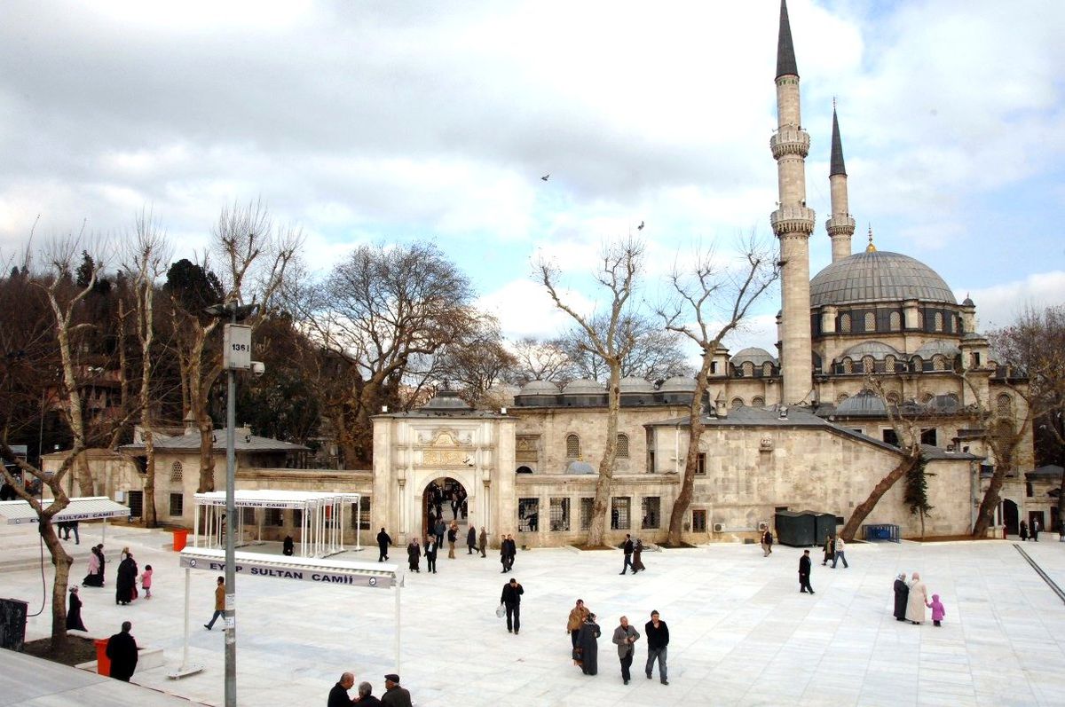 İstanbul'da ezan sonrası cami hoparlörlerinden 'Koronavirüs' anonsu yapıldı
