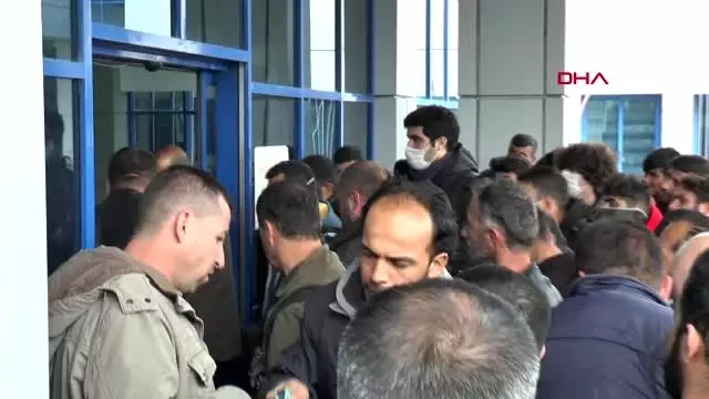 KKTC'deki limanlarda 'koronavirüs' yığılması KKTC'deki limanlarda 'koronavirüs' yığılması