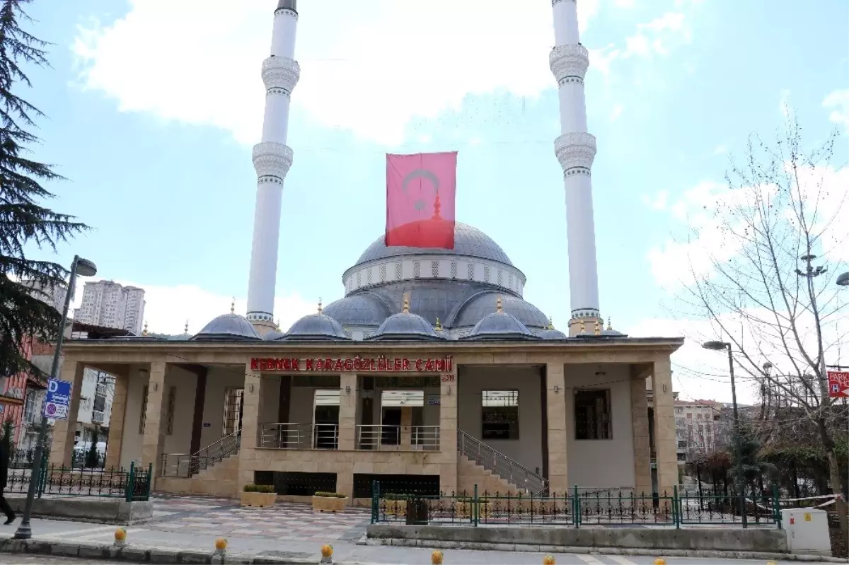 Malatya'da camilerde cuma namazı kılınmadı