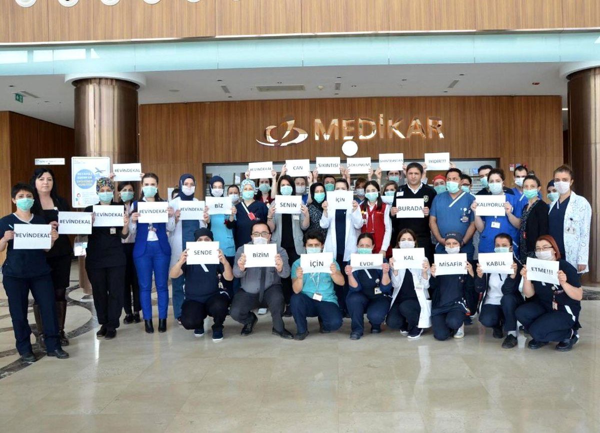 Sağlık çalışanlarından vatandaşlara 'evde kal' çağrısı