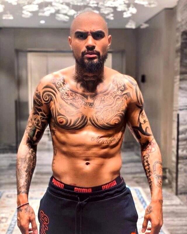 Beşiktaş'ın yıldız oyuncusu Boateng, imajını değiştirdi