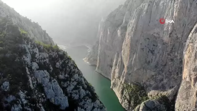 Doğa tutkunu öğretmenler 'Şahinkaya Kanyonu'na hayran kaldı Doğa tutkunu öğretmenler 'Şahinkaya Kanyonu'na hayran kaldı
