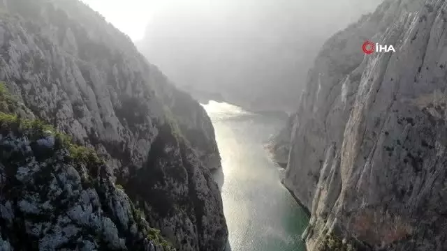Doğa tutkunu öğretmenler 'Şahinkaya Kanyonu'na hayran kaldı
