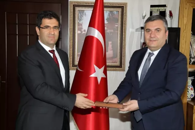 Kütüphaneler ve Yayınlar Genel Müdürü Turşucu'dan Başkan Demirbaş'a ziyaret