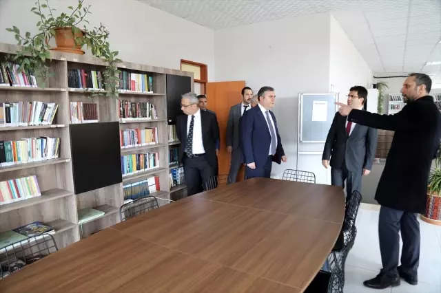 Kütüphaneler ve Yayınlar Genel Müdürü Turşucu'dan Başkan Demirbaş'a ziyaret