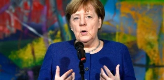 Almanya Başbakanı Merkel kendisini karantinaya aldı