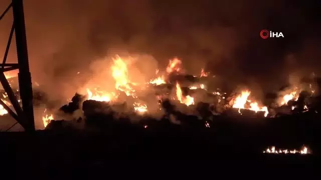 Antalya'da çöplük alev alev yandı Antalya'da çöplük alev alev yandı