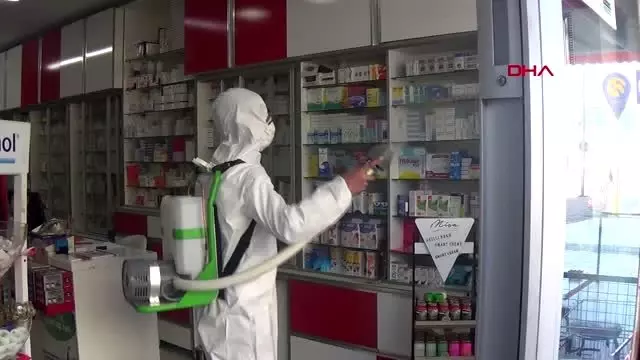 Antalya'da eczaneler dezenfekte ediliyor Antalya'da eczaneler dezenfekte ediliyor