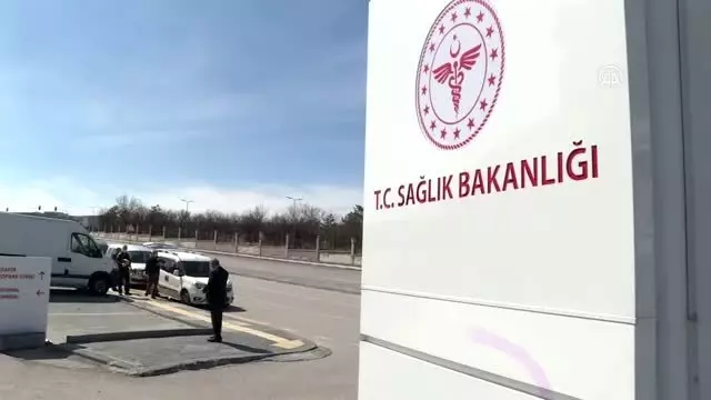 Başkentte çicekçilerden sağlık çalışanlarına destek Başkentte çicekçilerden sağlık çalışanlarına destek