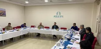 Nesrullah Tanğlay: Bitlis'te 'Vefa Sosyal Destek Grubu' ihtiyaç sahiplerine hizmet verecek Nesrullah Tanğlay: Bitlis'te 'Vefa Sosyal Destek Grubu' ihtiyaç sahiplerine hizmet verecek