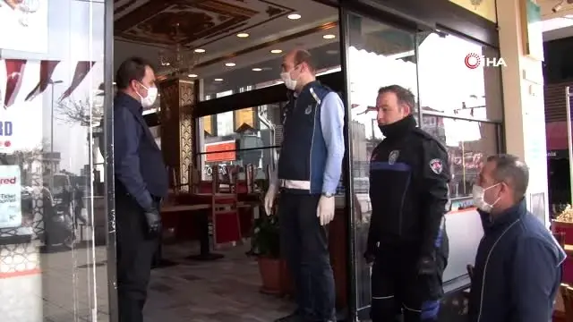 Esenler'de restoranlar tek tek denetlendi Esenler'de restoranlar tek tek denetlendi