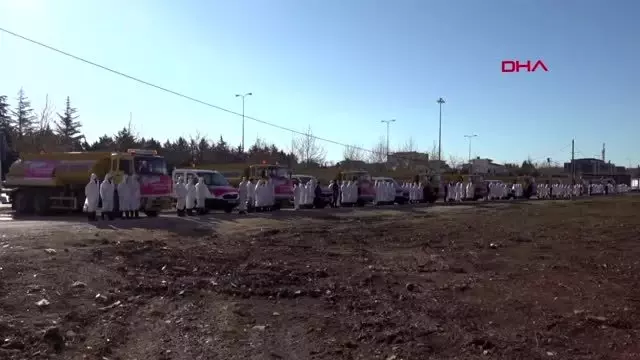 Gaziantep'te, 240 görevliyle dezenfekte çalışması Gaziantep'te, 240 görevliyle dezenfekte çalışması