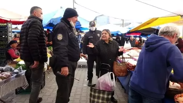 İzmit'te sokağa çıkan 65 yaş üstündekilere evlerine dönmeleri uyarısı İzmit'te sokağa çıkan 65 yaş üstündekilere evlerine dönmeleri uyarısı
