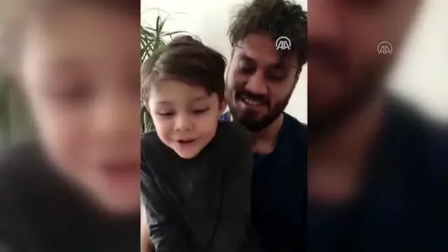 Sakaryasporlu futbolcular videoyla 'evde kal' çağrısı yaptı Sakaryasporlu futbolcular videoyla 'evde kal' çağrısı yaptı