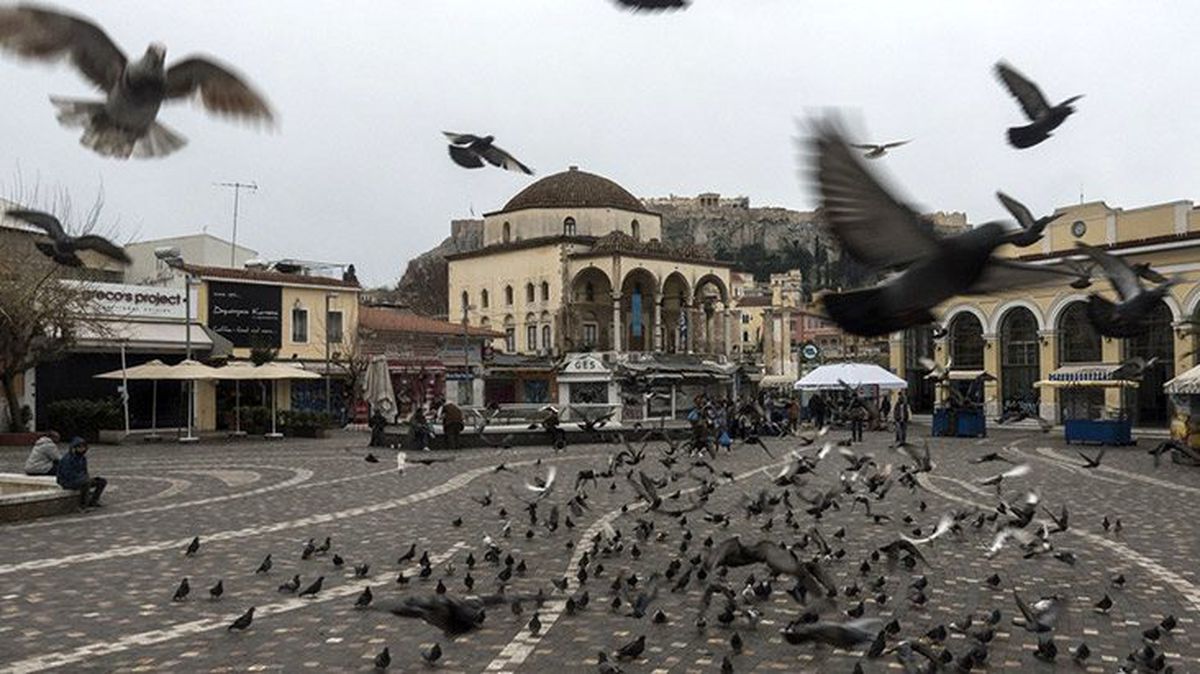 Son Dakika: Yunanistan'da sokağa çıkma yasağı ilan edildi