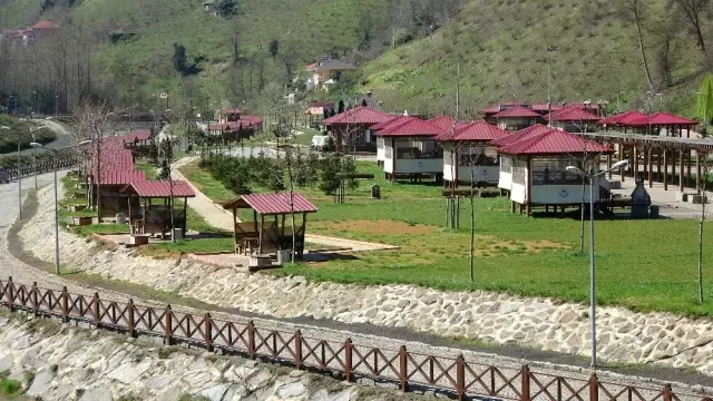 Trabzonlular Korona virüs önlemlerini dikkate aldı, sokağa çıkmadı Trabzonlular Korona virüs önlemlerini dikkate aldı, sokağa çıkmadı